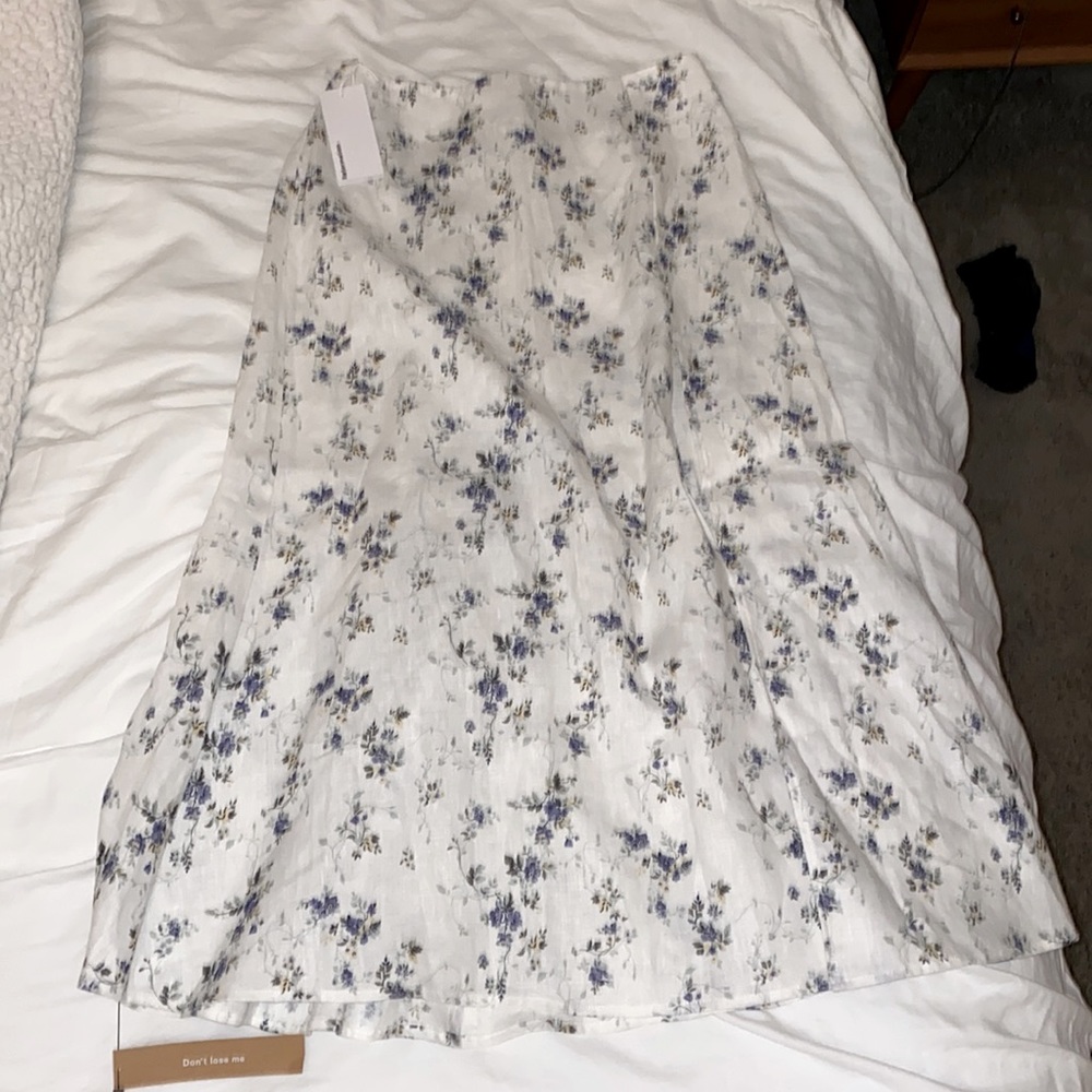 NWT 😍 REFORMATION LAURIE SKIRT